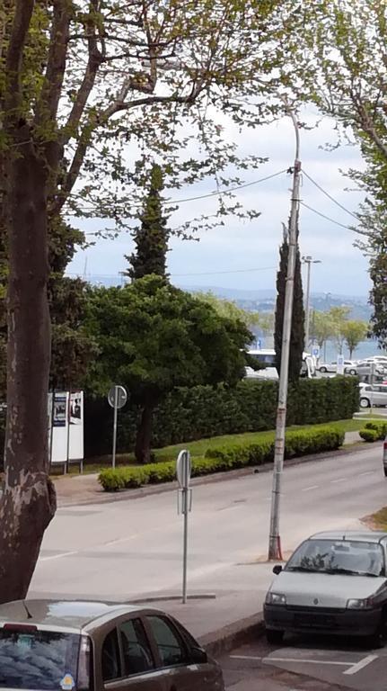 Apartma Ema Izola Luaran gambar
