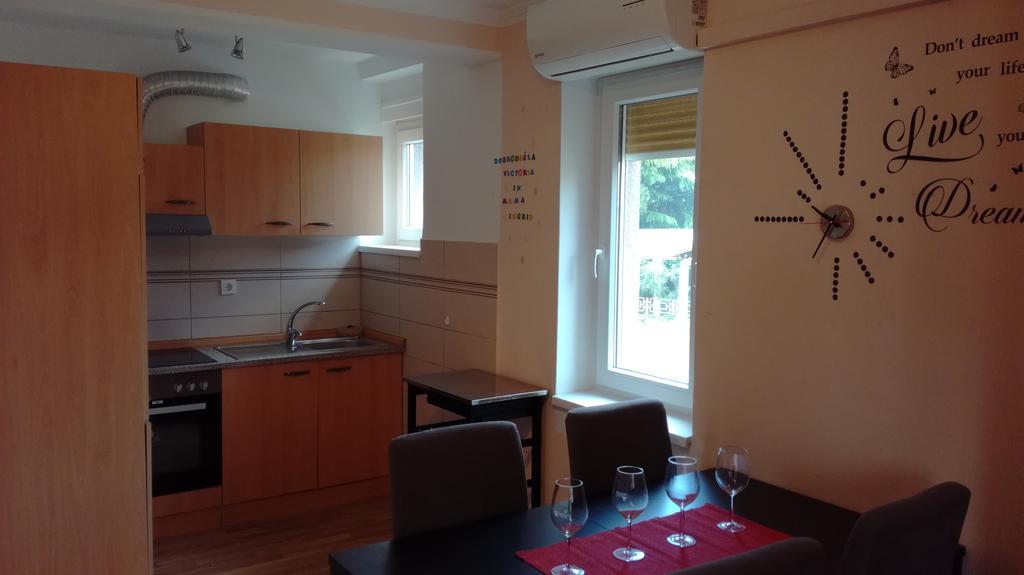 Apartma Ema Izola Luaran gambar