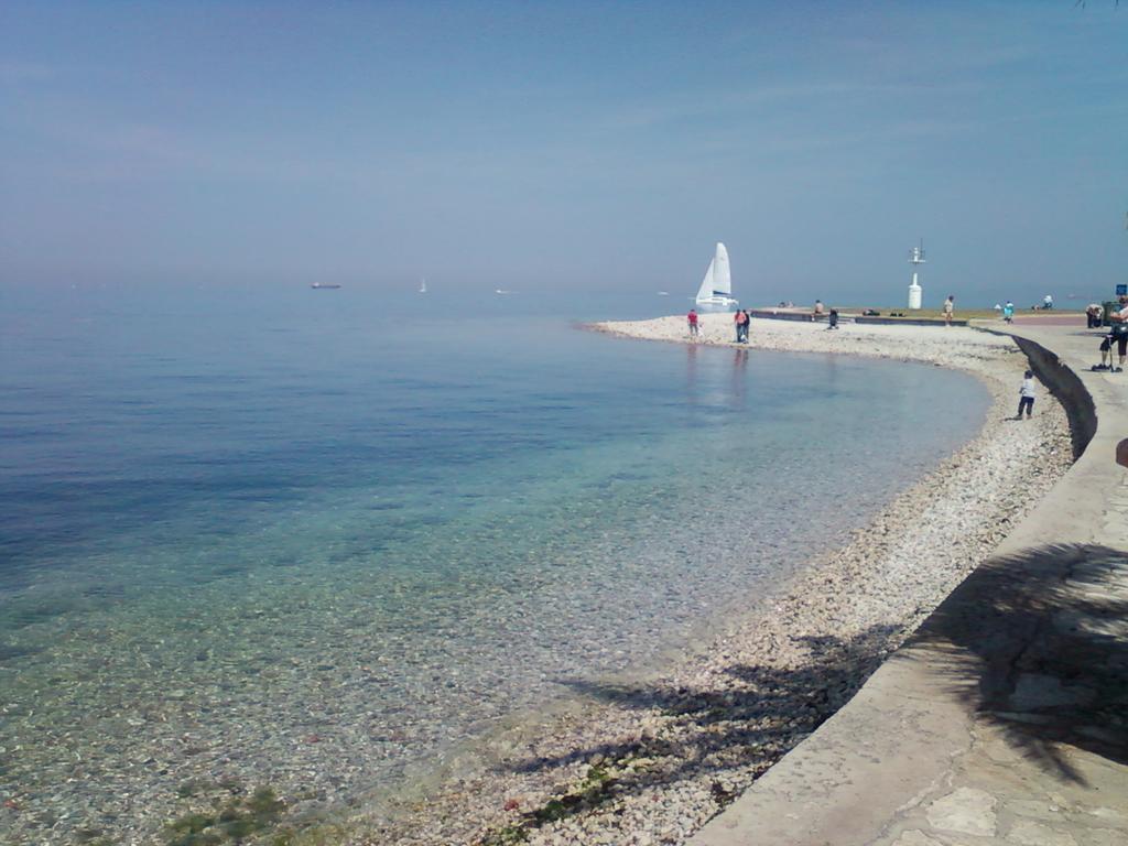 Apartma Ema Izola Luaran gambar